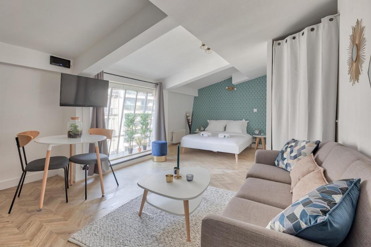 Appartement Renove Proche Arc Triomphe - 2P Париж Экстерьер фото